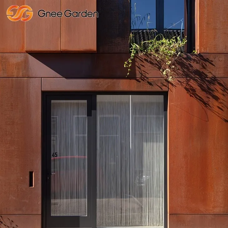 Kelongsong baja Corten alami